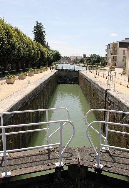 Ecluse de la Marolle à Montargis