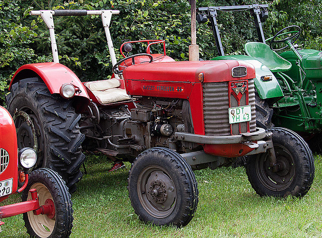 20120729 1052RAw [D-LIP] Massey Ferguson 65