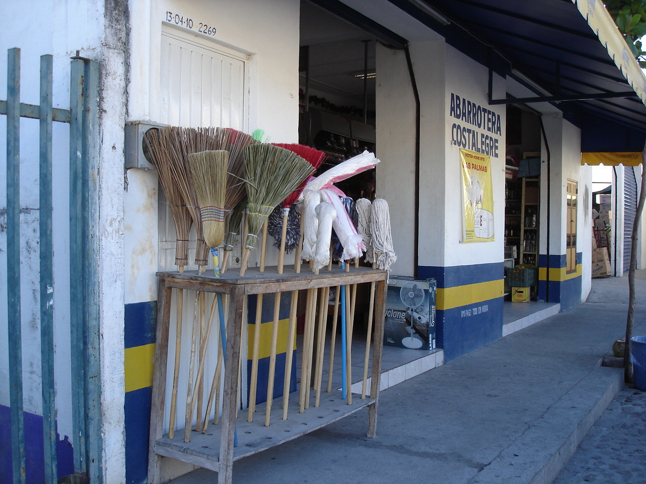 Abarrotera Costalegre.