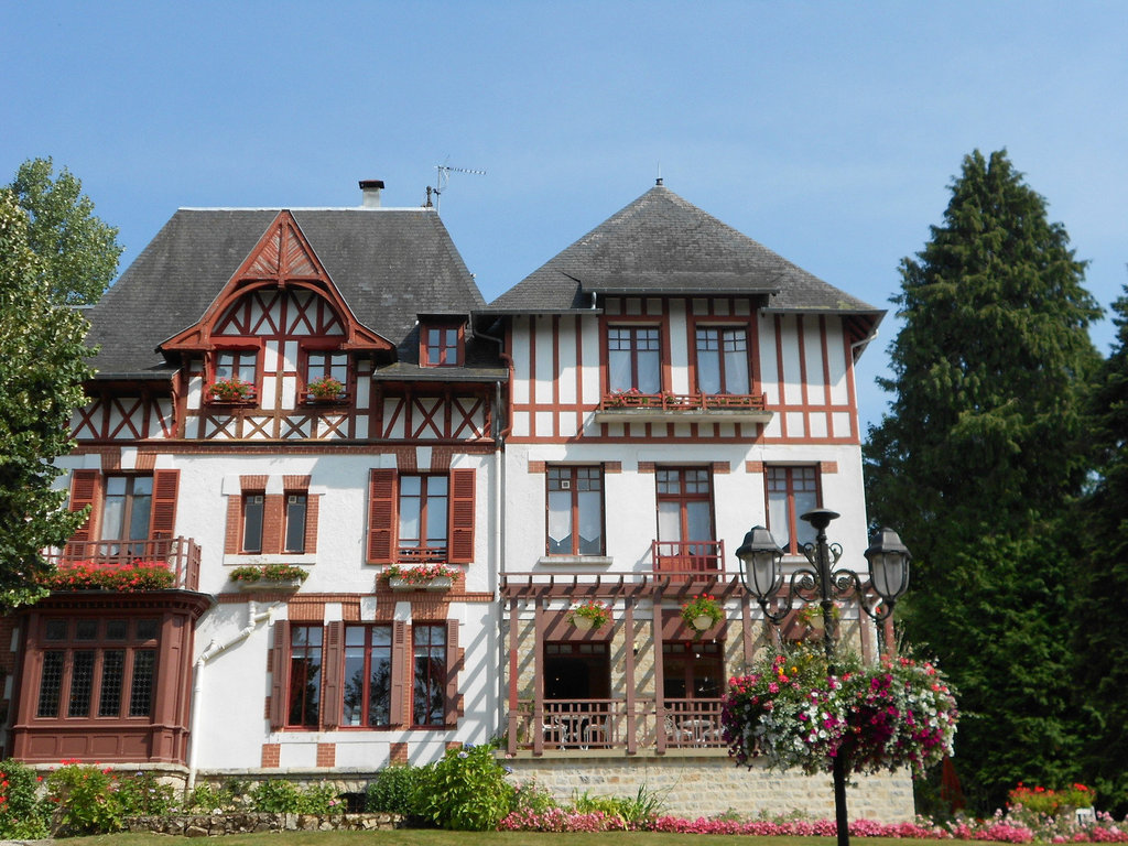 Hotel LE BOIS JOLI
