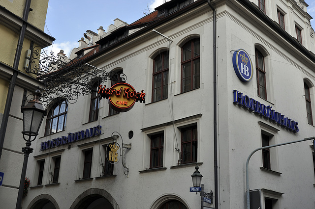 Hofbräuhaus / Hard Rock Café