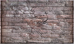 Coups de crayon sur un mur