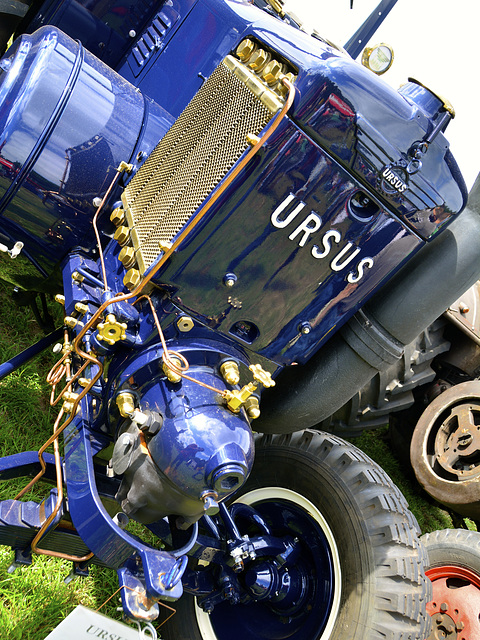 Oldtimerfestival Ravels 2013 – Ursus tractor