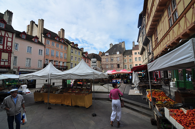 France 2012 – Friday market in Chalon-sur-Saône