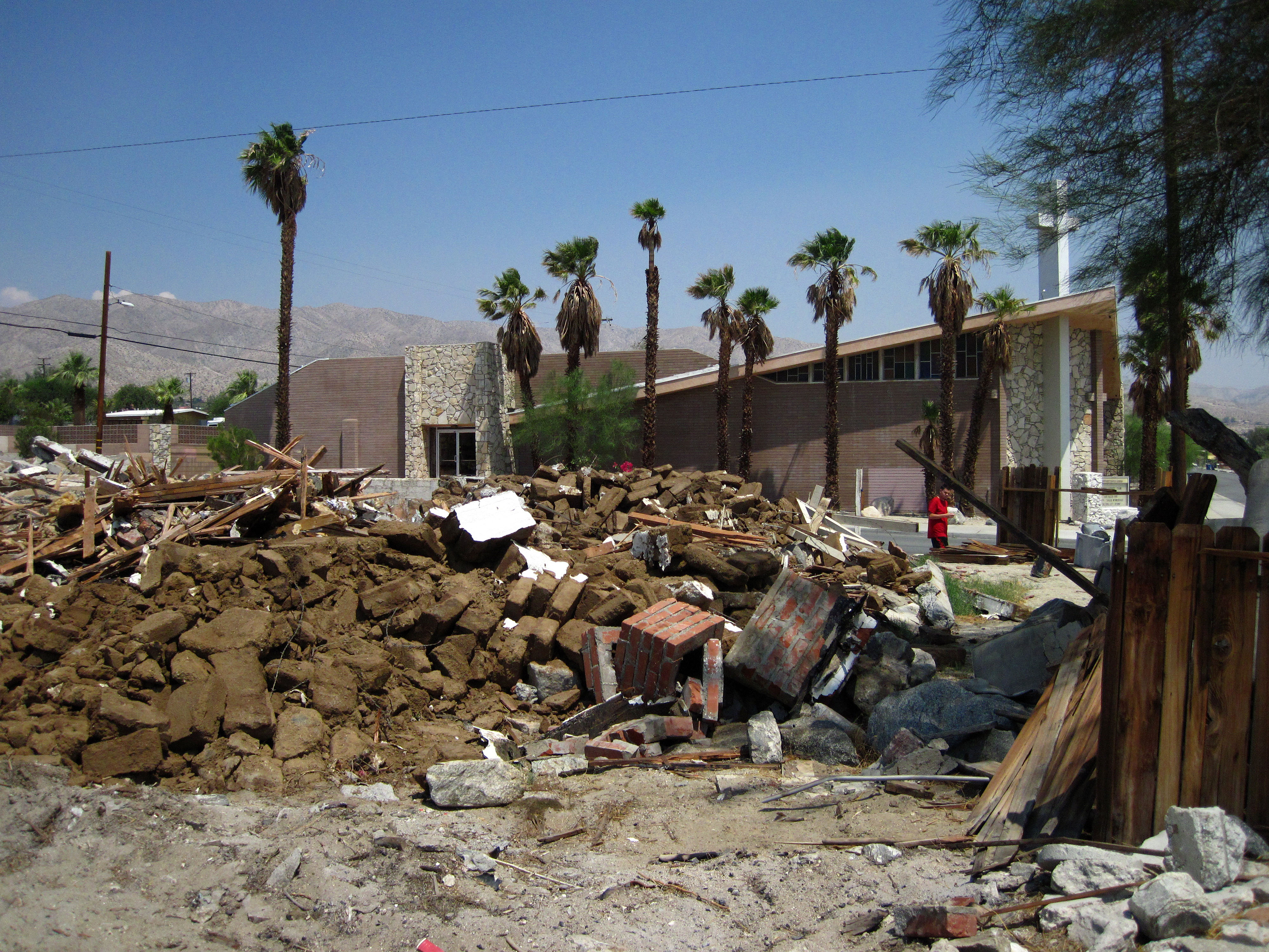 1st & Cactus (3041)
