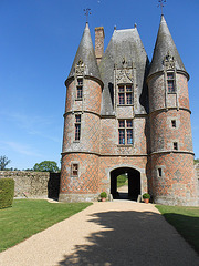 entrée du chateau de Carrouges