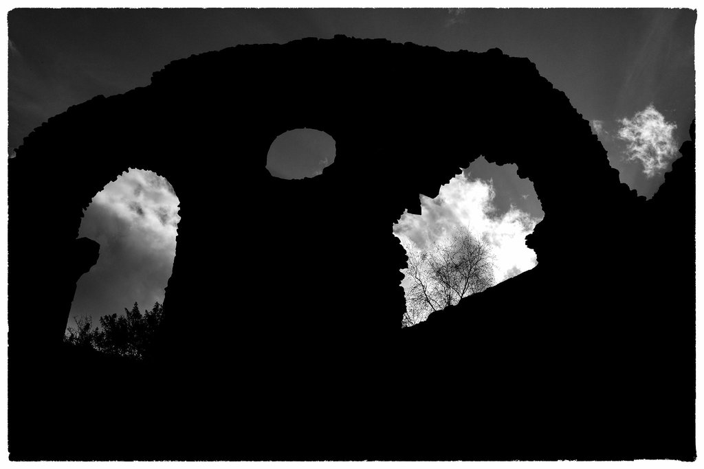 Waverley Abbey ruins X-M1 4