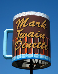 Mark Twain Dinette