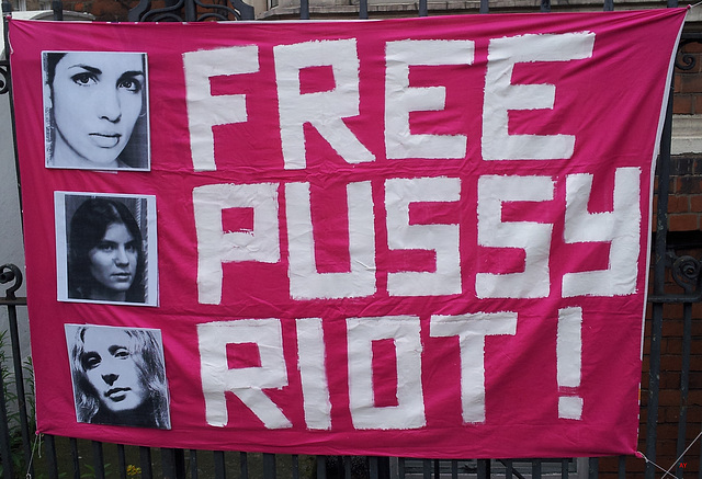 FREE PUSSY RIOT