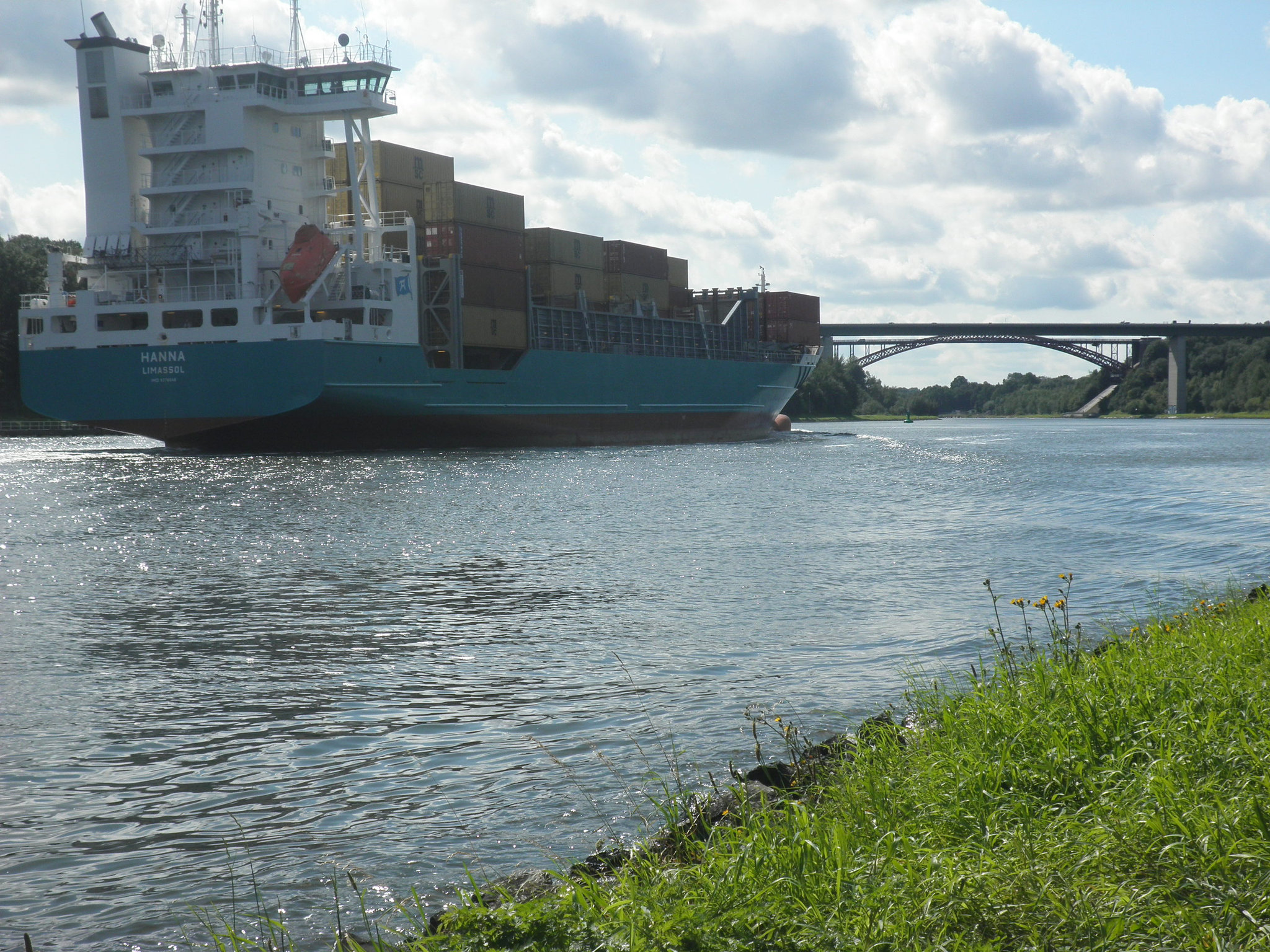 Feeder-Containerschiff   HANNA