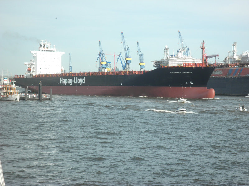 Containerschiff  "LIVERPOOL EXPRESS"