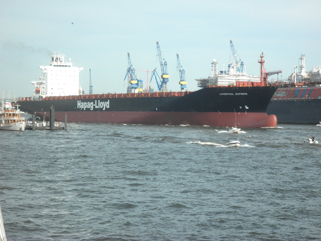 Containerschiff  "LIVERPOOL EXPRESS"