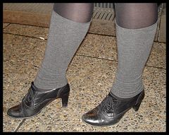 Jeune danoise bien en chair en talons hauts / Young chubby Danish Lady on heels - 6 novembre 2007 / Close-up - Recadrage.