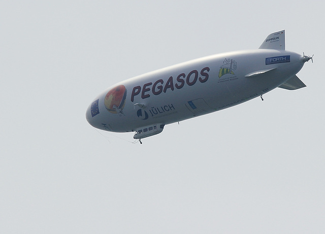 Zeppelinflug über dem Bodensee