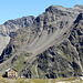 Blick auf Hintergrathütte (2661 m)