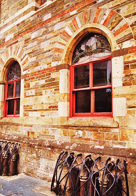 st.columb major 1857 bank house detail