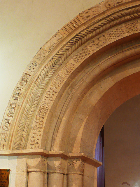 swell c.1130 chancel arch l