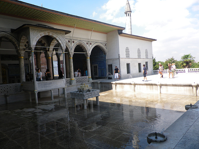 4e cour, Terrasse privée du Sultan.