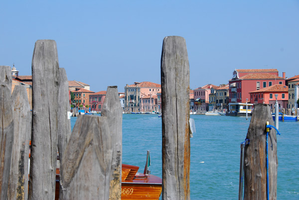 Posts, Murano