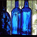 Botellas azules