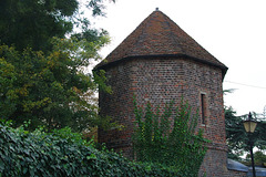 Octagonal tower, Richmond