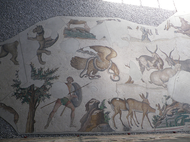 Musée de la mosaïque : animaux et chasseurs.