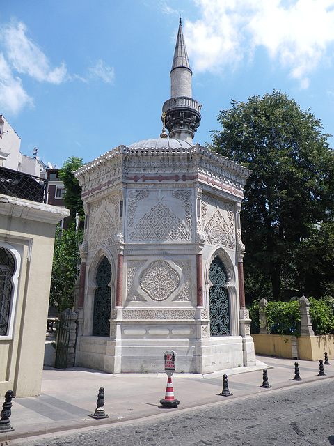 Fontaine.