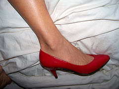 red caressa heels (F)