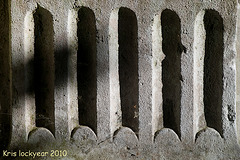 Tomb detail (II)