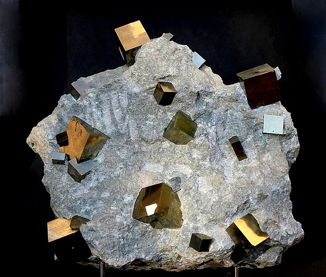 Pyrite cubique  (2)