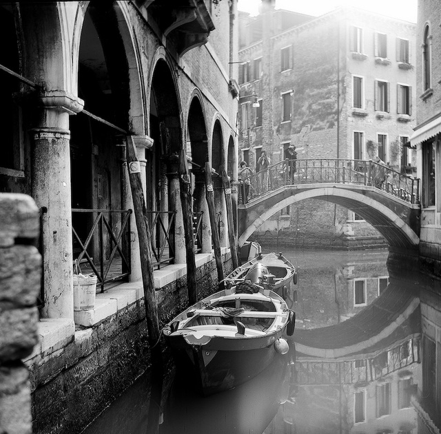 Lubitel in Venice (BW-12)