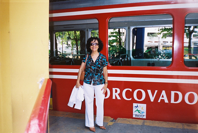 Mon amie / My friend  Rita  - Rio / Corcovado (Red) - Photo originale