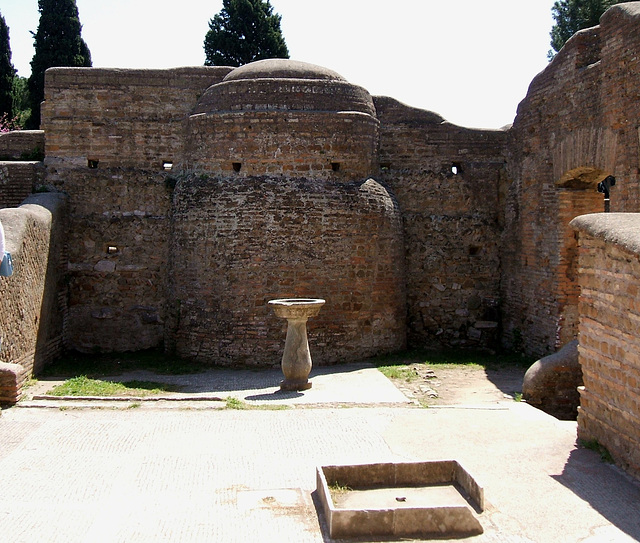 Courtyard of the Thermopolium