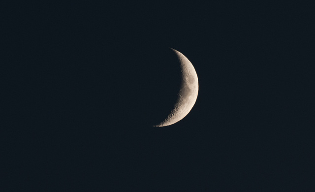 Mond - 121019