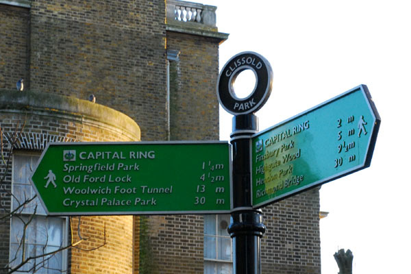 Main sign, Clissold Park