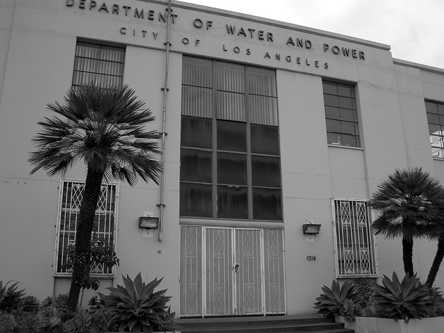 (09-31-56) Great LA Walk