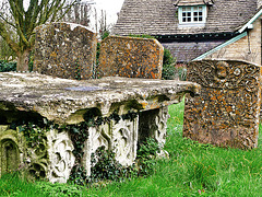 idbury oxon c16 tomb chest