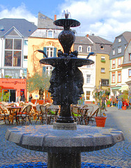 two-faced fountain
