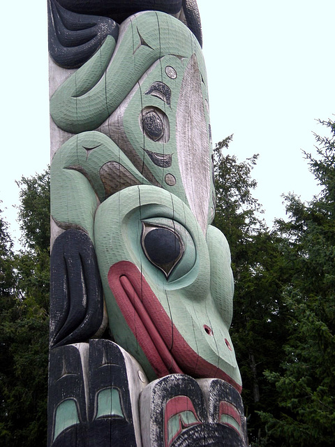 Day 8: Sitka NHP - Frog on Haa Leelk'u has Kaa sta heeni deiyi Pole