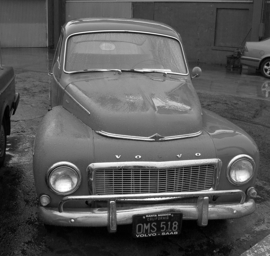 (16-37-08) Great LA Walk - Volvo 544