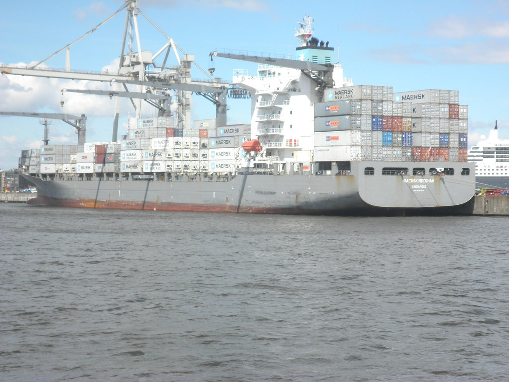 Containerschiff   MAERSK  NEEDHAM