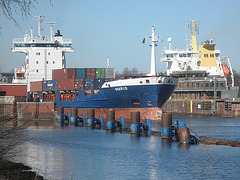 MARIS  u. EK-FJORD in der Holtenauer Schleuse