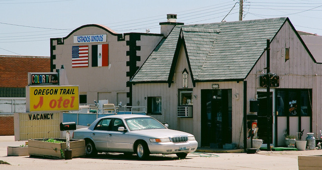 Ogallala (1) The Oregon Trail Motel.