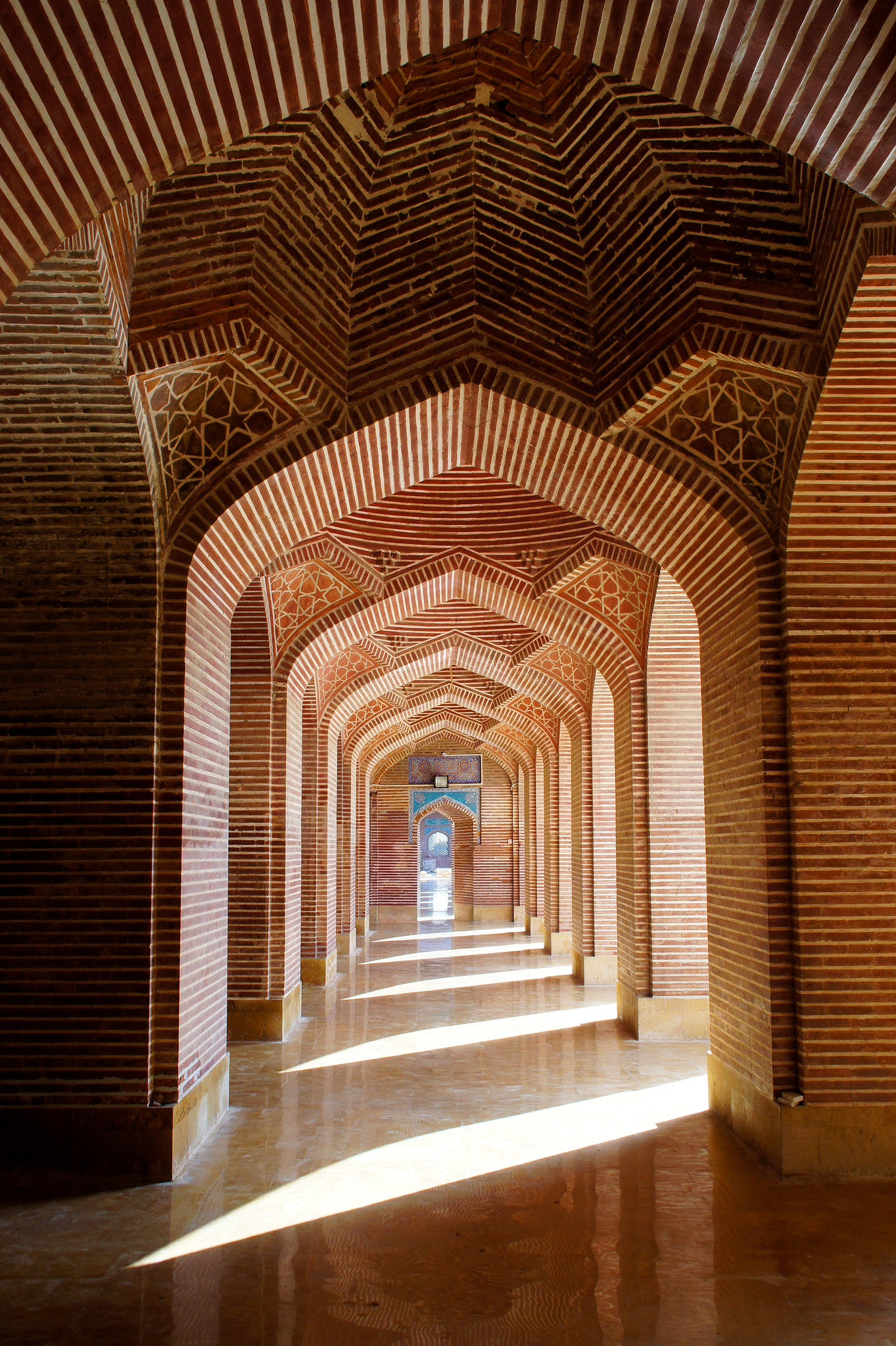 Inside Shah Jahan Mosque, Thatta