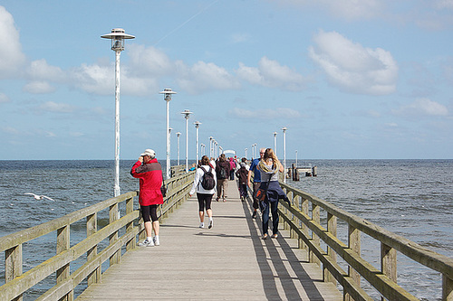 marponto en Ahlbeck, insulo Usedom, Balta Maro