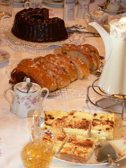 Kaffeetafel nach dem Gräbergang