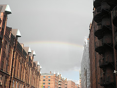 Regenbogen über der Speicherstadt Regenbogen über der Speicherstadt