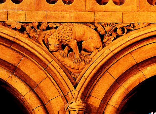 waltham abbey lion and dragon