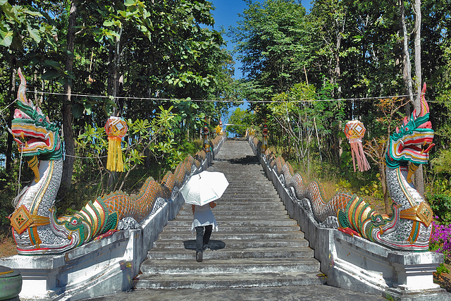 Stairways up to Wat Chom Thong Buddha