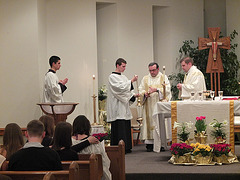 Preparing for the Communion Sacrifice of the newly risen Lord